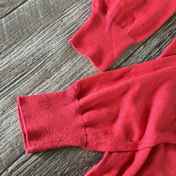 BANANA REPUBLIC WOMEN RED WARM SWEATER, SIZE SMALL - Picture 9 of 9